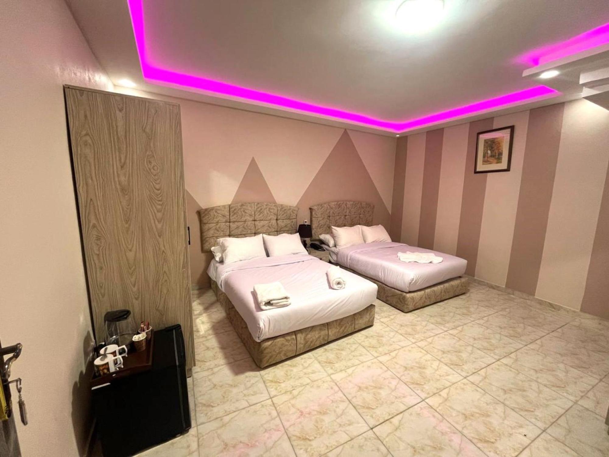 Pyramids Nun Inn Kafrat al Jabal Exterior photo